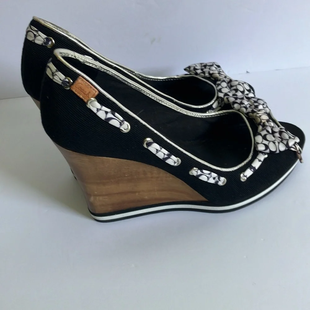 Coach Open Toe Wedges Size 7.5 Women’s Black White Bow - Picture 5 of 6